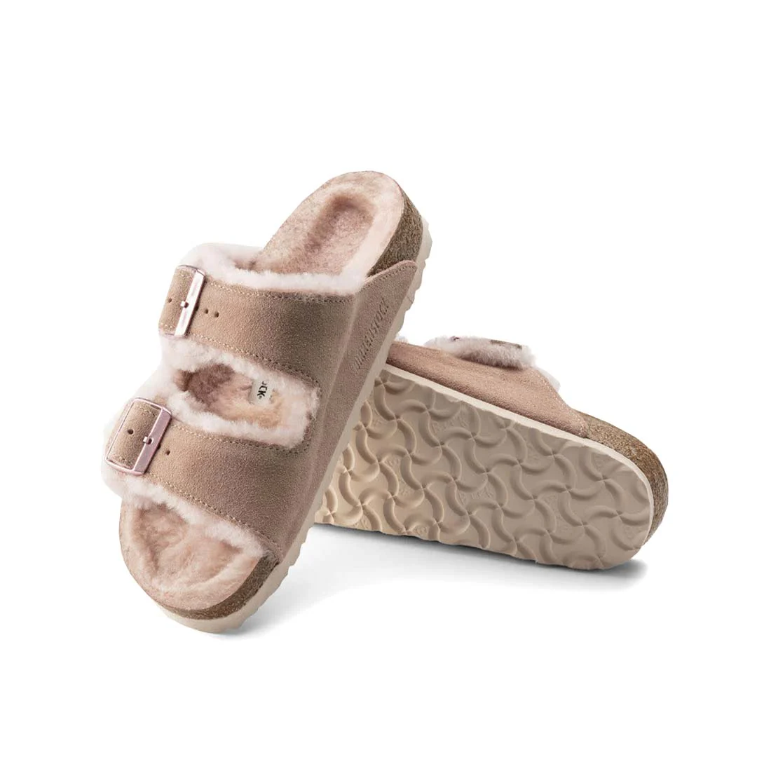 Birkenstock - Women's Arizona Shearling Sandals (Narrow) (1020389) - Image 4