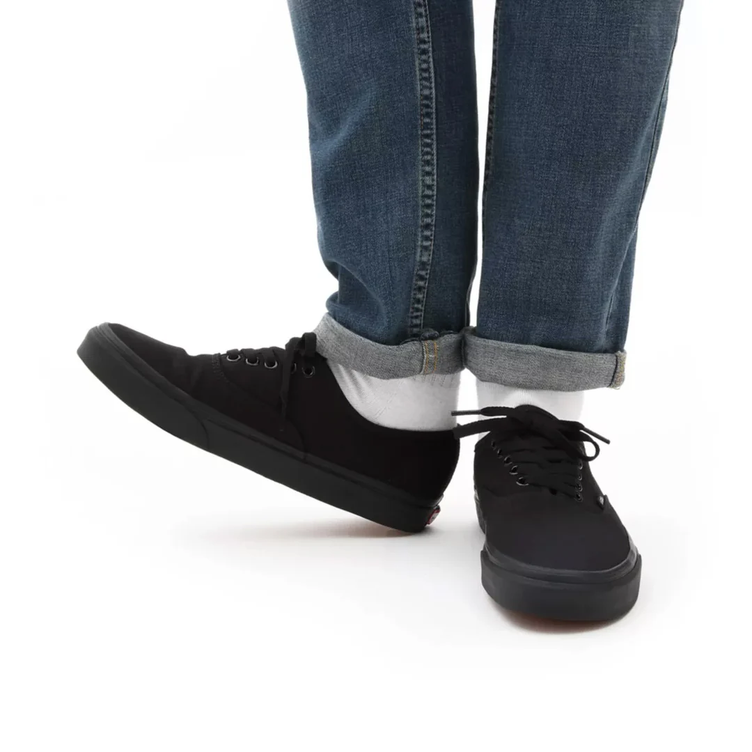 Vans - Unisex Authentic Shoes (0EE3BKA) - Image 3
